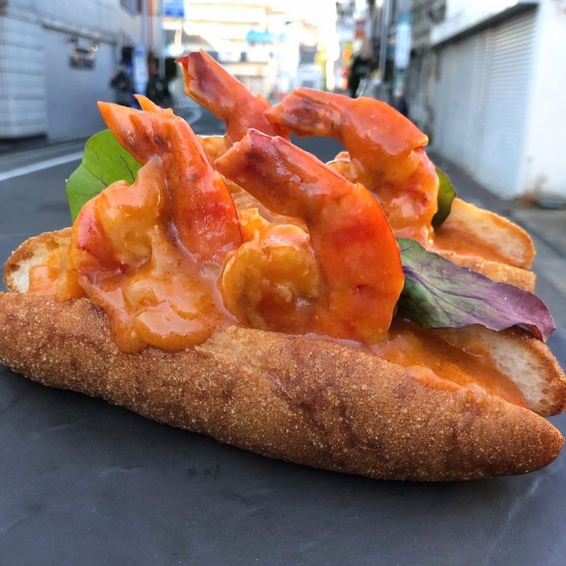 ぴりぷりえびチリぱん(コーヒー＆トースト)