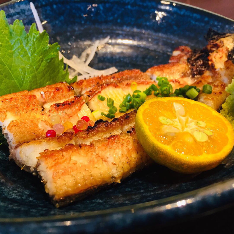 白焼 （半匹）(古蓮)