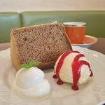 米粉のシフォンケーキ ほうじ茶