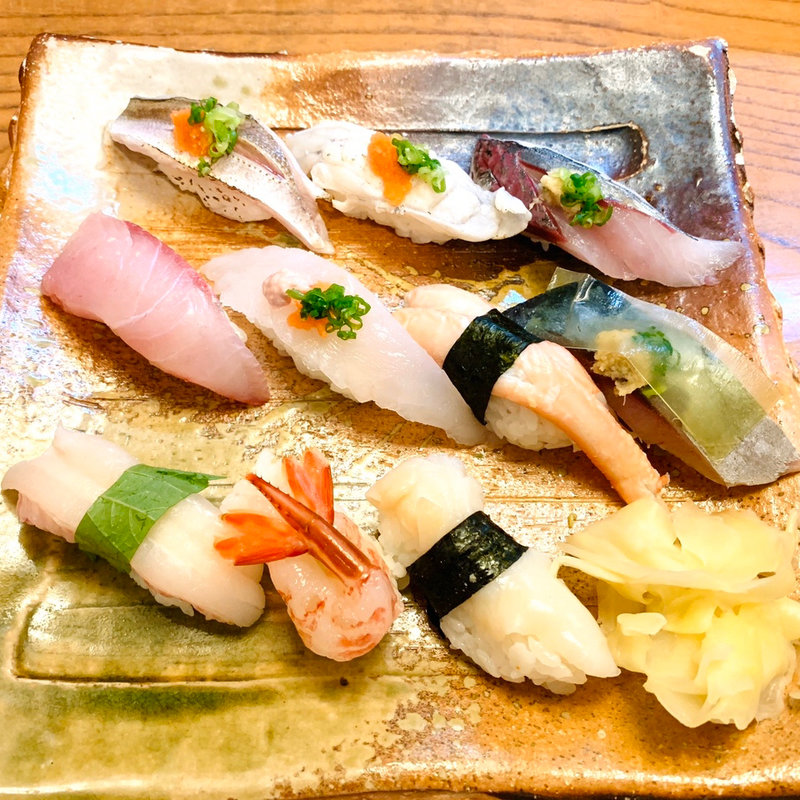 地物にぎり(寿司処 伸福 （すしどころ しんぷく）)