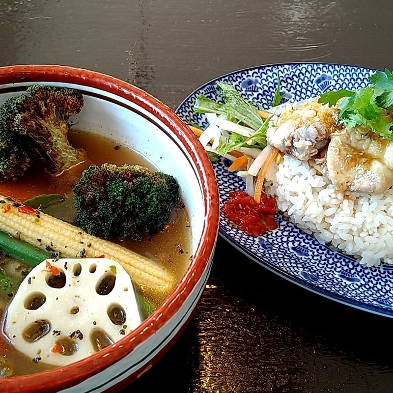 ベジタブルサイゴン（ブロッコリートッピング）(シャンティ 札幌総本店)