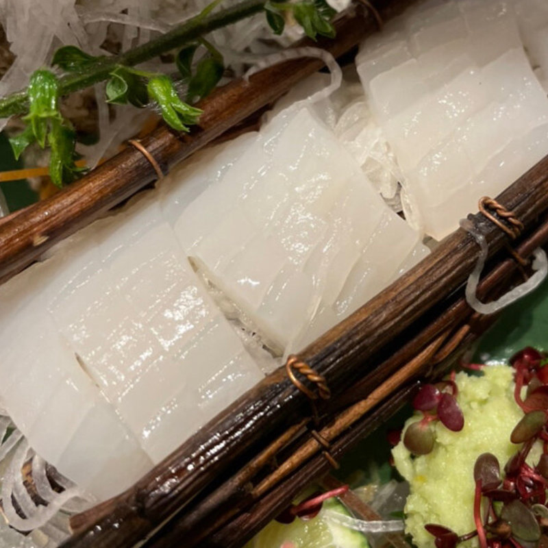 イカ刺し(いかの墨 新宿駅南口マインズタワー店)