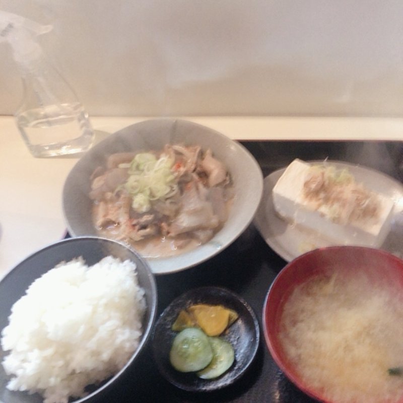 もつに定食(食堂くろき)