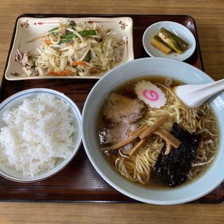 A定食　野菜炒め　ラーメン(大栄軒 )