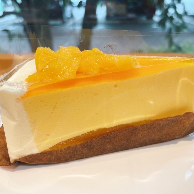 マンゴーのムースケーキ(スターバックス・コーヒー 自治医科大学附属病院店 )