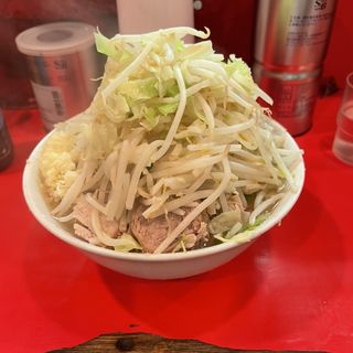 小にんにく野菜マシ(ラーメン二郎 府中店 （らーめんじろう）)