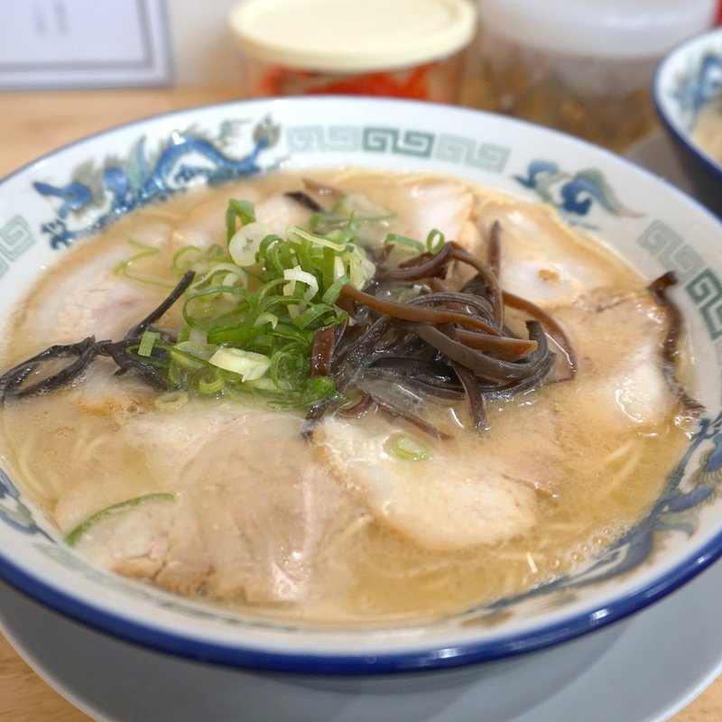 チャーシューメン(博多ラーメン 黒羽（くろは）)