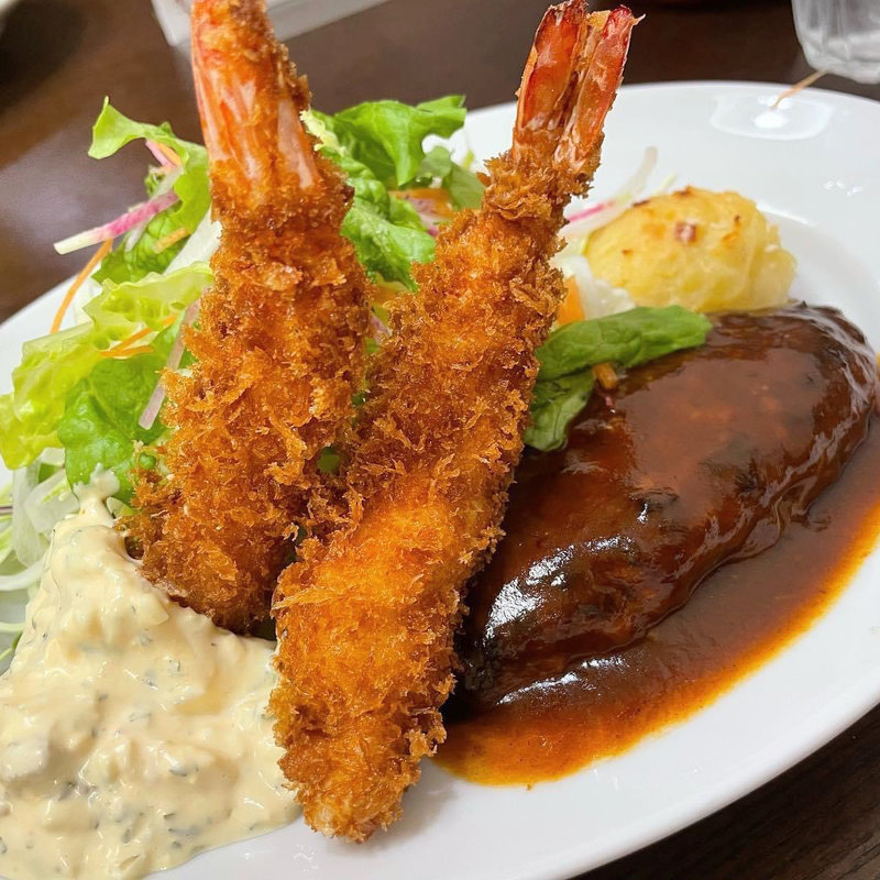 エビフライハンバーグ定食(洋食の朝日 （ヨウショクノアサヒ）)