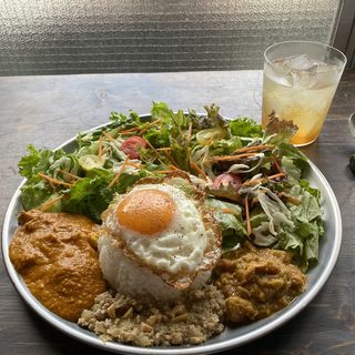 筥崎荘々カレー3種盛り(箱崎荘々)