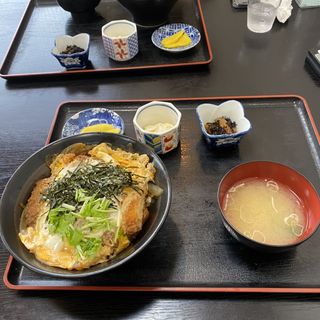 カツ丼(大曲食堂)
