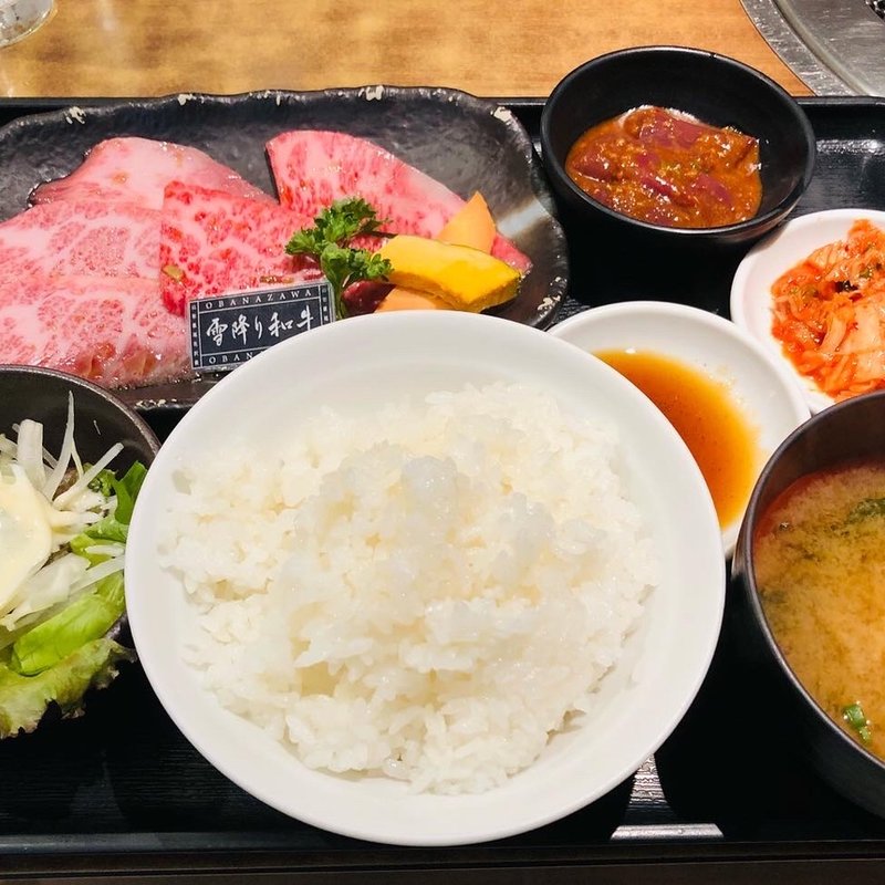 上カルビ2種盛ランチ(焼肉 おくう)