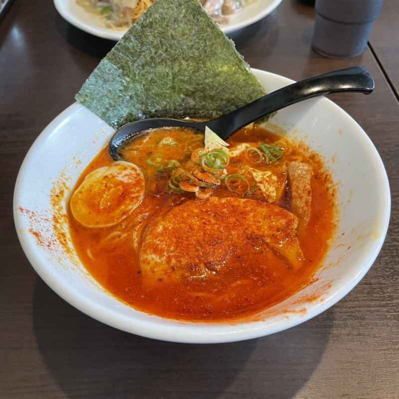 赤丸ラーメン+小チャーハンセット(まるちゅう )