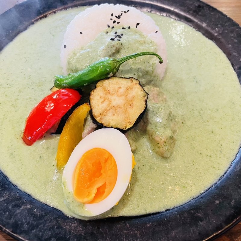 グリーンチキンカレー(キッチンBOOZE(ブーズ))