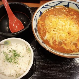 とろける4種のチーズトマたまカレーうどん　並(丸亀製麺 福岡原田店 )