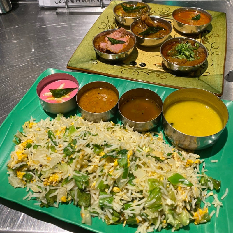 カレー5種食べ比べセット+フライドライスセット(ゼロワンカレー a.o.d.)