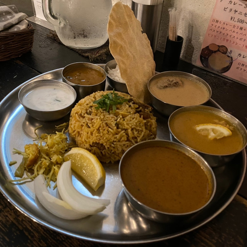 カレー3種とビリヤニセット(南インド料理店 ボーディセナ)