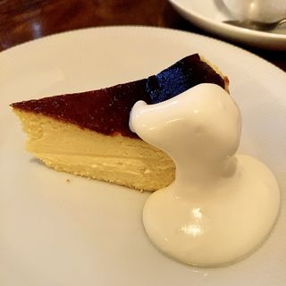 チーズケーキ（本日の手作りケーキ）(カフェ ド パブロ )
