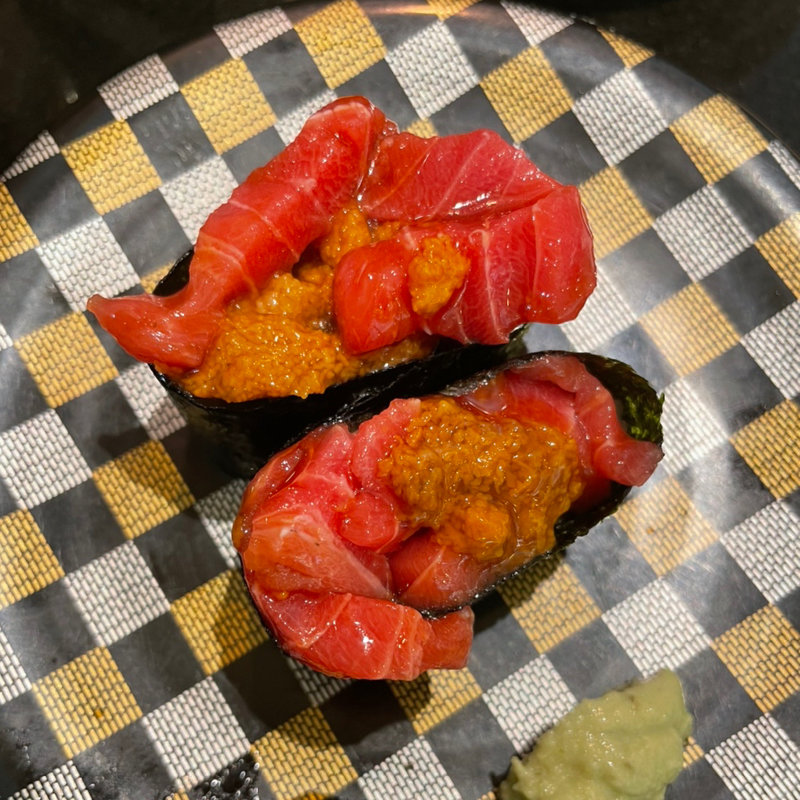 (まぐろ問屋 三浦三崎港 横浜ワールドポーターズ店)