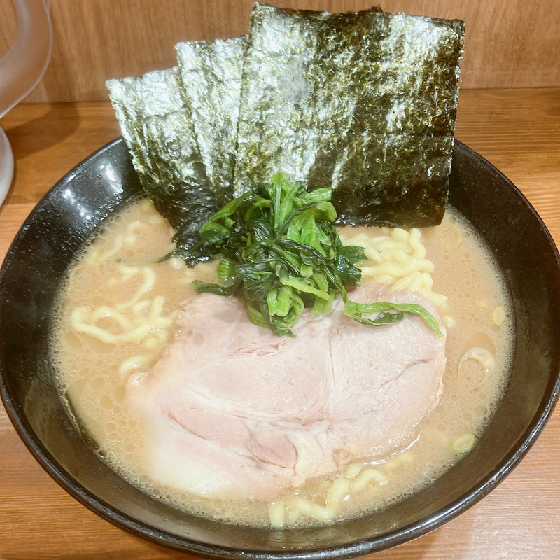醤油豚骨らーめん(らーめん家せんだい横浜駅西口店)