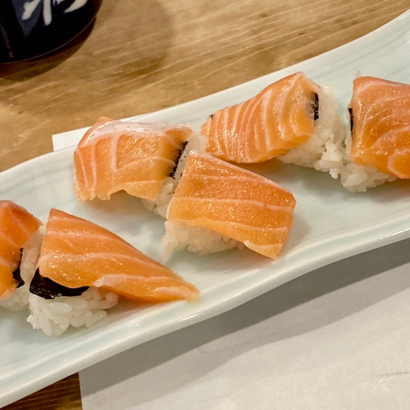 サーモン(すし富 （すしとみ）)