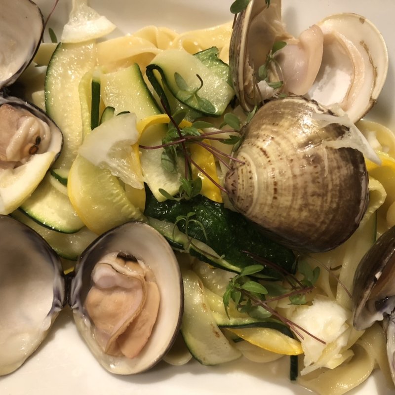 はまぐりとズッキーニのタリアテッレ(RED PEPPER 恵比寿店)