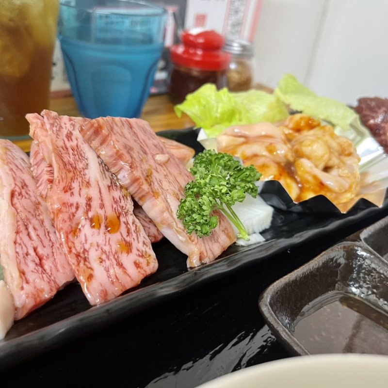 和牛盛り定食(美作ホルモン ほるやん)