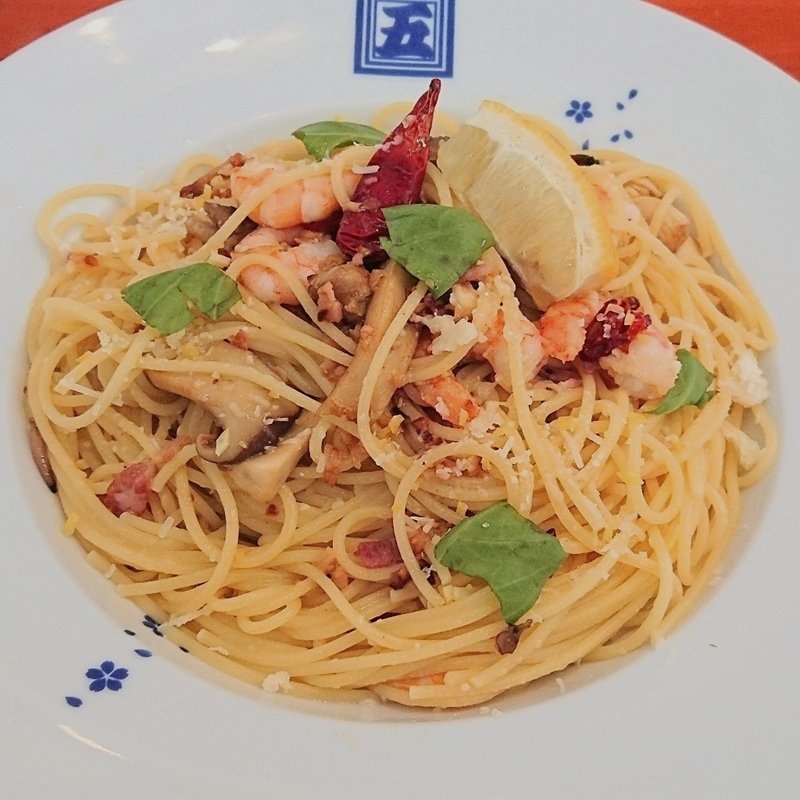 海老ときのこのさっぱりレモンペペロンチーノ(洋麺屋五右衛門 港北店)