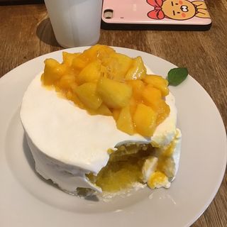 マンゴーショートケーキ