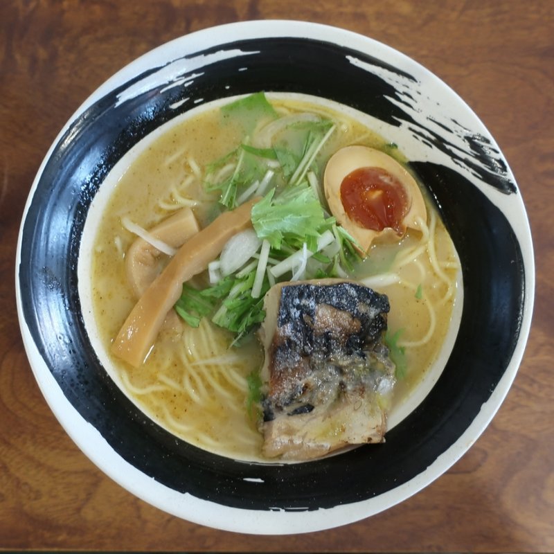 白(さばね長野伊那店)