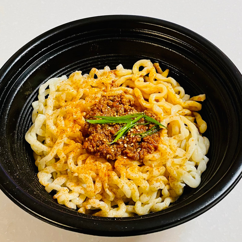 冷やし坦々うどん(新倉うどん ひろとみ)