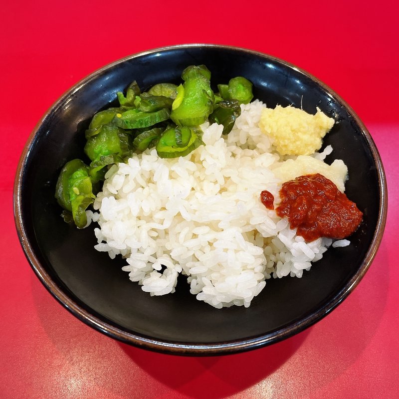 サービスライス(横浜ラーメン おか本)