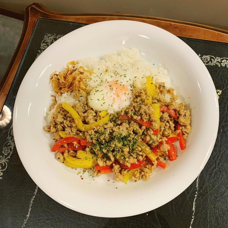 ガパオライス(90cafe)