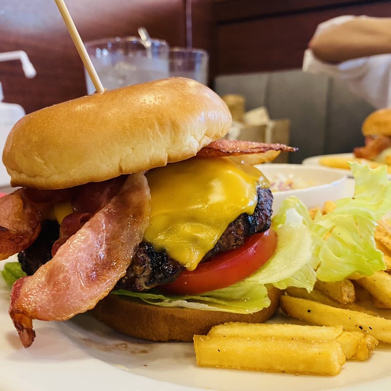 ベーコンチーズバーガー(TGI FRIDAYS 有明ガーデン店)