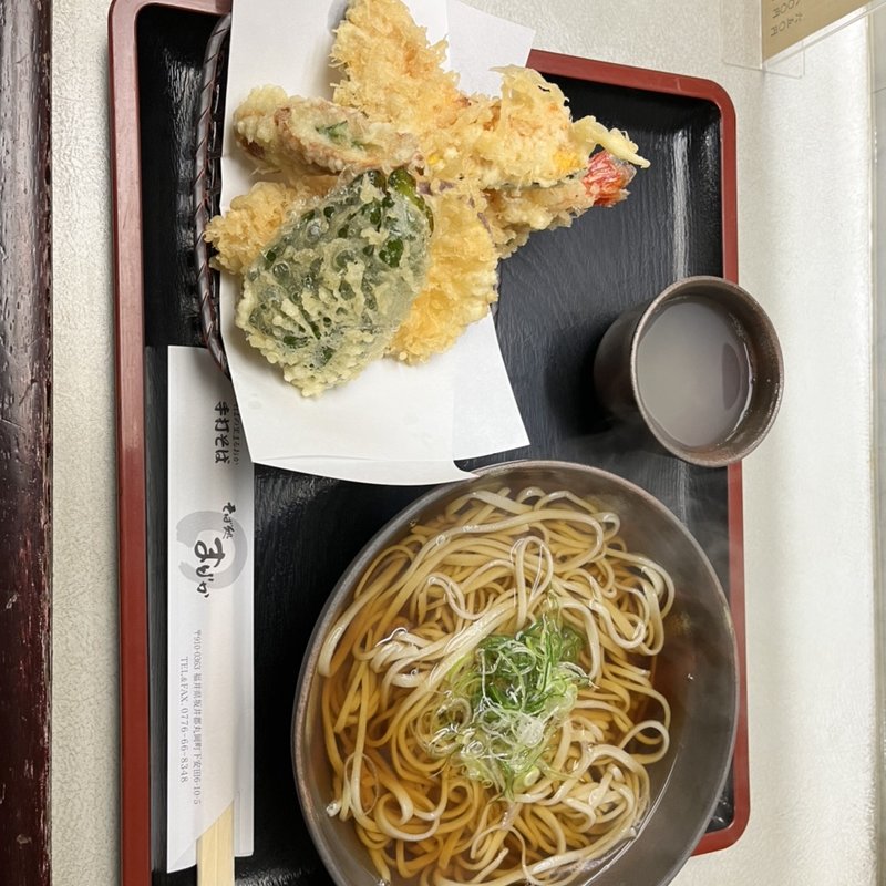 (手打ちそば　まどか )