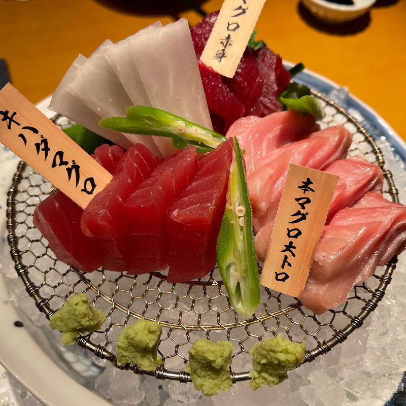 まぐろ刺身　三種四貫(十八代 光蔵 栄本店)