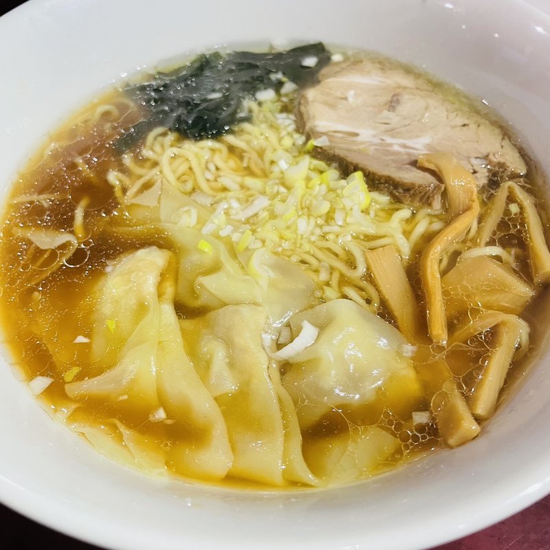 ワンタンメン(龍門 )