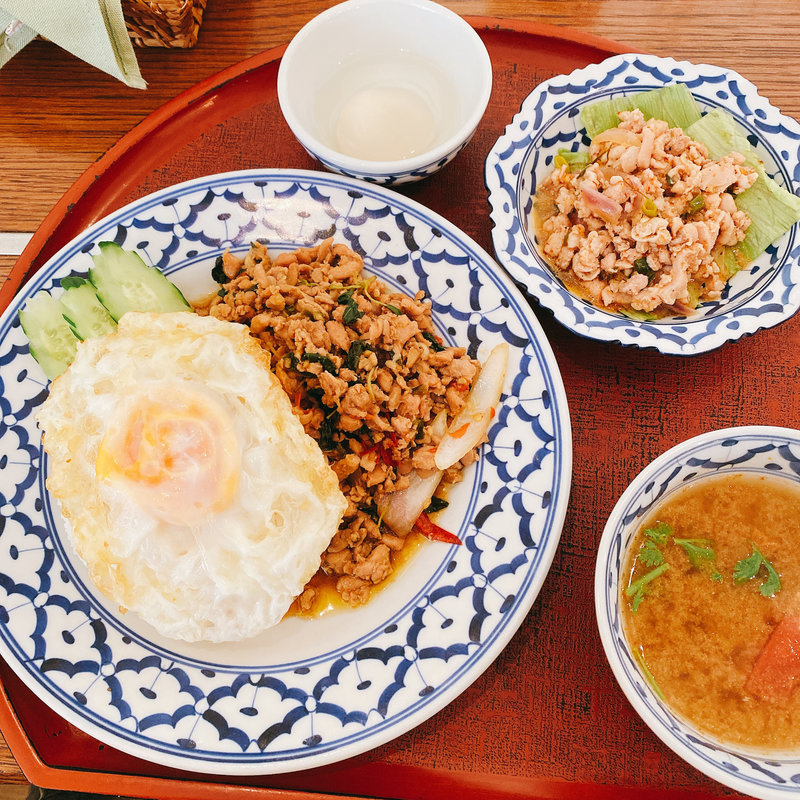 ガパオセット(メナムのほとり 神保町テラススクエア店 )