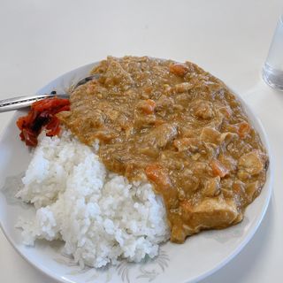 マグロカレー(鶴亀屋食堂 （名物マグロ丼）)