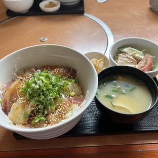 海鮮丼(一山海の旬 )