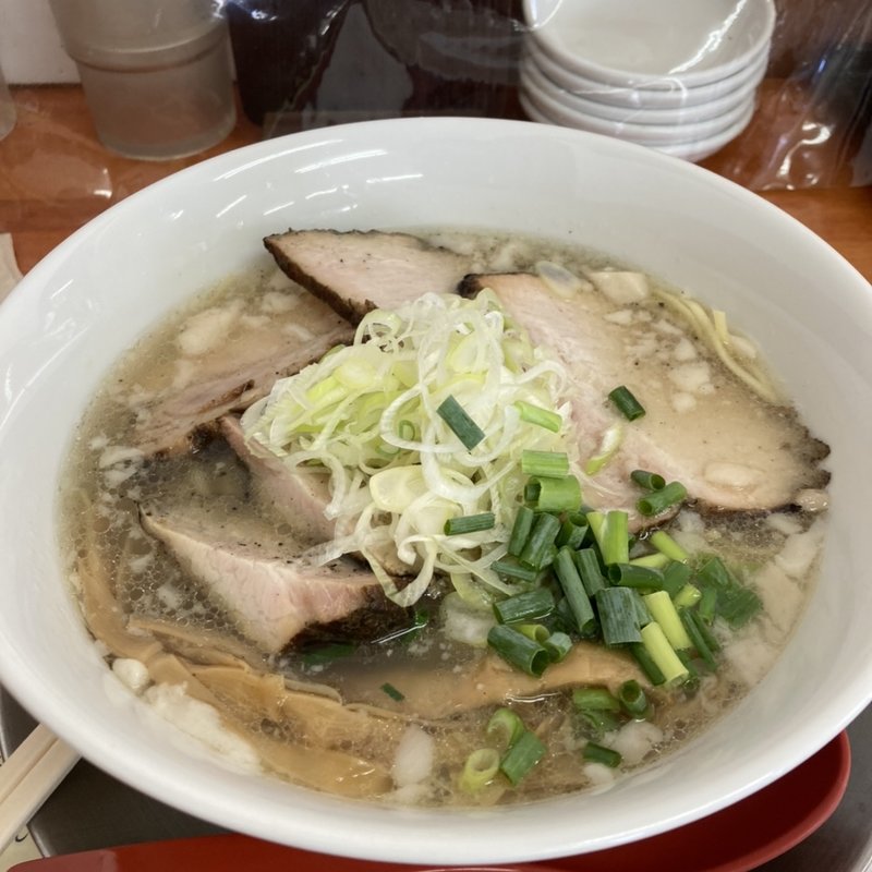炭焼きチャーシュー麺　塩(栃木中華そば 神志)