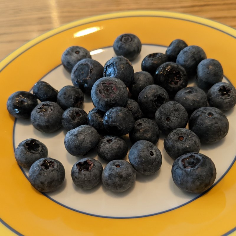 ただのブルーベリー(アクシス （AXIS）)