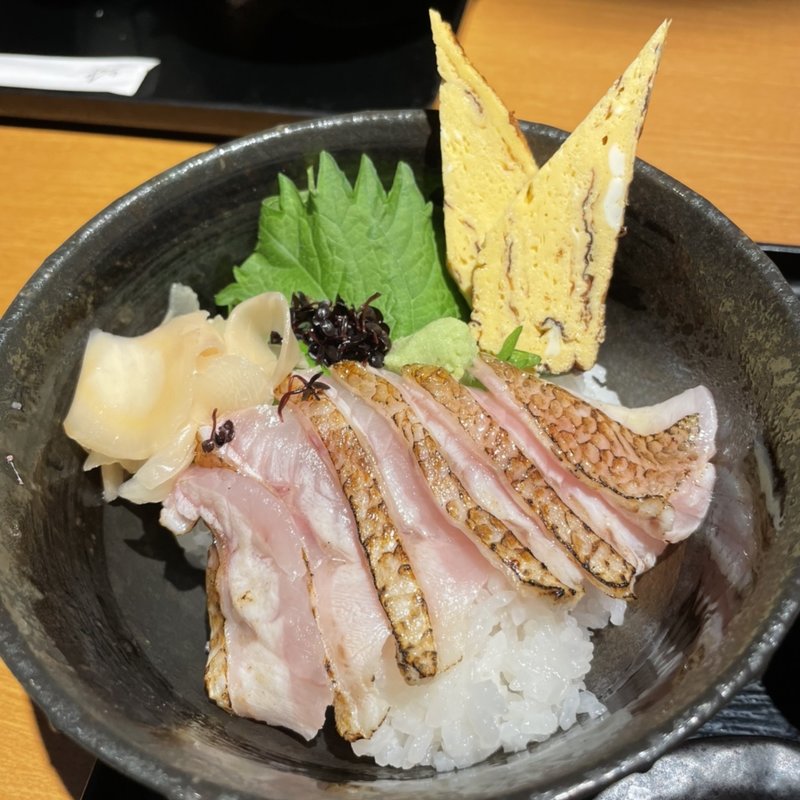 のど黒炙り丼(のど黒のあくび 御徒町店)