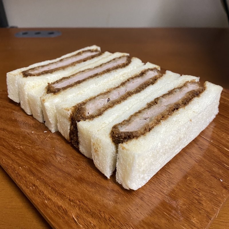 ひれかつサンド(名古屋名物 みそかつ 矢場とん JR名古屋駅店)