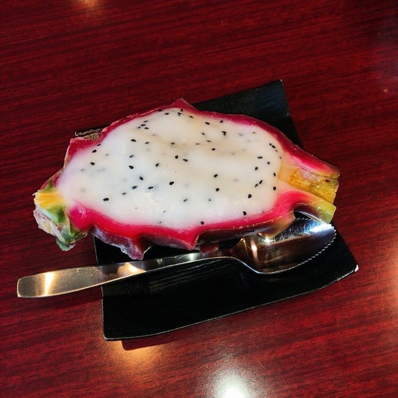 ドラゴンフルーツシャーベット(巣鴨 金剛苑 神田小川町店 )