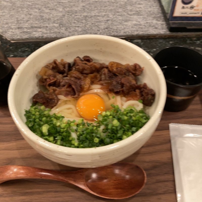 肉とろろ月見ぶっかけ(無比)