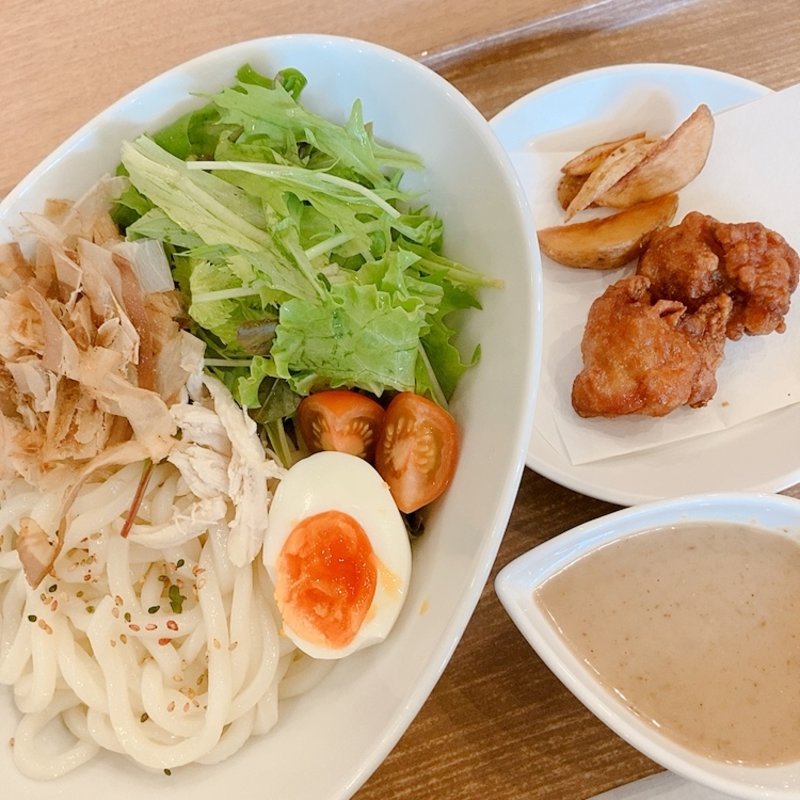 安芸高田野菜たっぷりのサラダうどん(ファーマーズレストラン安芸高田)