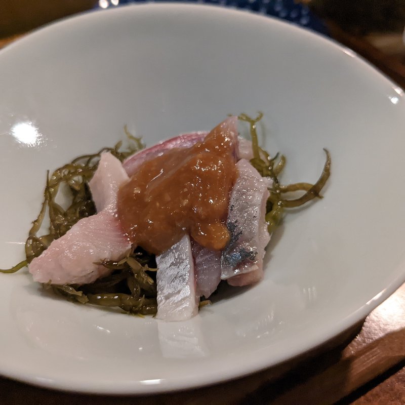 イワシと生ふのりなめろう仕立(鮨 波づき)