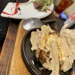 糸島豚の手作りソーセージ、焼きポテサラ、手作りベーコンの炙りの3種盛り