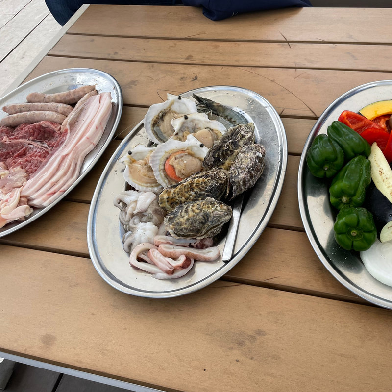 新鮮シーフード付きBBQセット　飲み放題2H付き(HARBOR GARDEN)