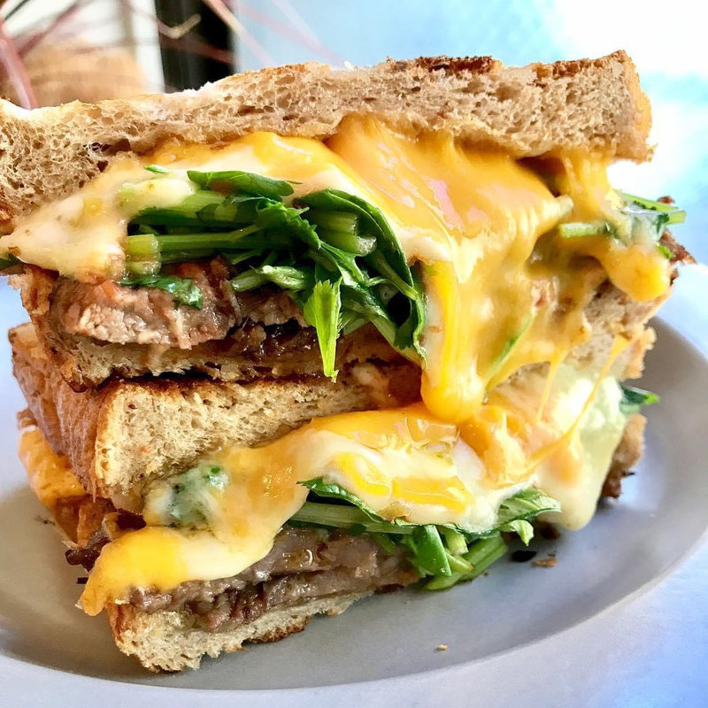 本日のホットサンド(city  coffee  setagaya)